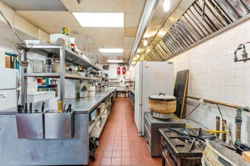 4014 Macleod Trail South, Calgary, AB 