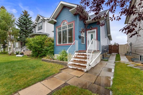 5036 Martin Crossing Drive Ne, Calgary, AB - Outdoor