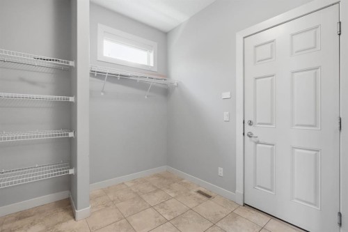 7 Copperleaf Terrace Se, Calgary, AB - Indoor