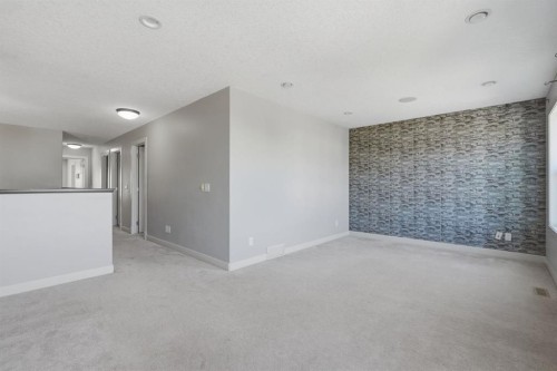7 Copperleaf Terrace Se, Calgary, AB - Indoor Photo Showing Other Room