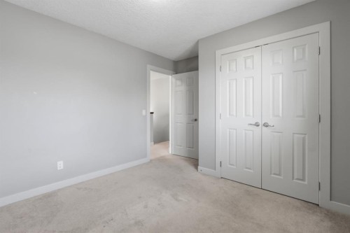 7 Copperleaf Terrace Se, Calgary, AB - Indoor Photo Showing Other Room