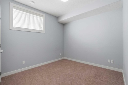 7 Copperleaf Terrace Se, Calgary, AB - Indoor Photo Showing Other Room