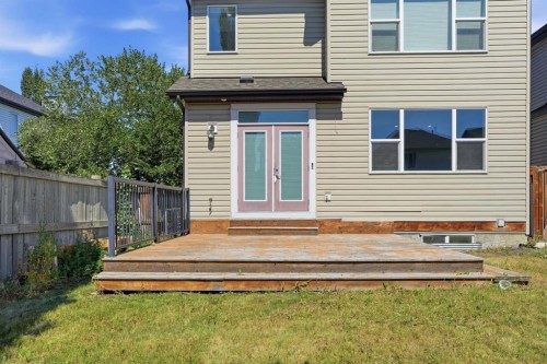 7 Copperleaf Terrace Se, Calgary, AB - Outdoor With Exterior