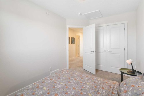 251 Lucas Boulevard Nw, Calgary, AB - Indoor
