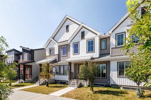 251 Lucas Boulevard Nw, Calgary, AB - Outdoor With Facade