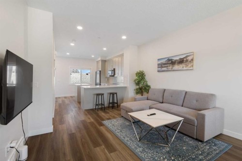 251 Lucas Boulevard Nw, Calgary, AB - Indoor Photo Showing Living Room