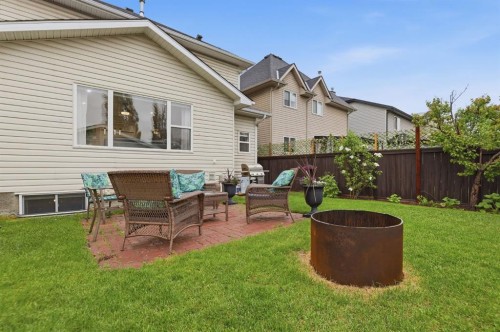 450 Elgin Way Se, Calgary, AB - Outdoor