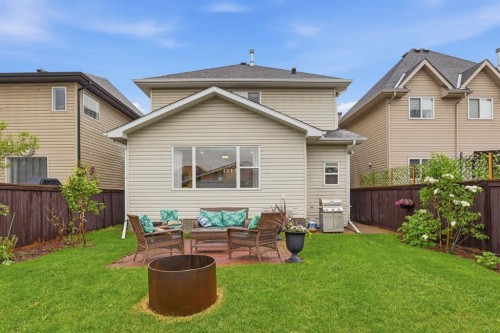 450 Elgin Way Se, Calgary, AB - Outdoor With Exterior