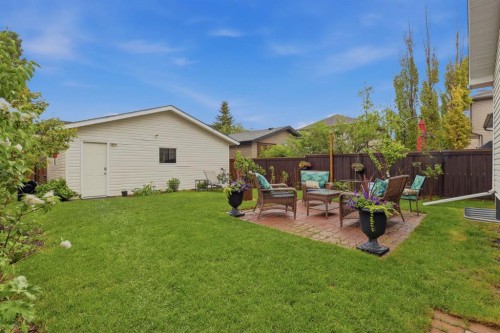 450 Elgin Way Se, Calgary, AB - Outdoor