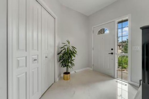 100 Fairways Drive Nw, Airdrie, AB - Indoor Photo Showing Other Room