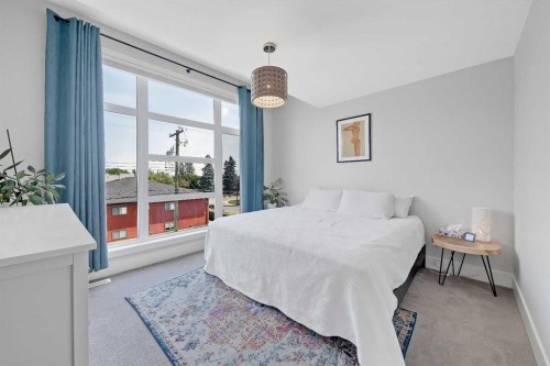 2-1936 25A Street Sw, Calgary, AB - Indoor Photo Showing Bedroom