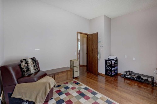 321 Gleneagles View, Cochrane, AB - Indoor