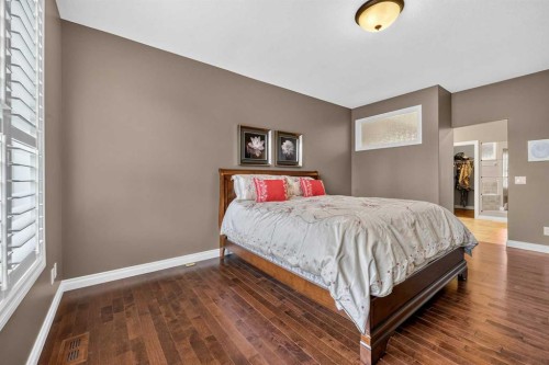 66 Evercreek Bluffs View Sw, Calgary, AB - Indoor Photo Showing Bedroom