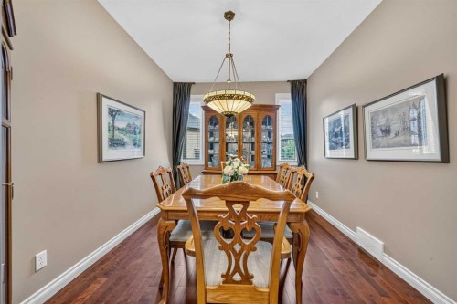 66 Evercreek Bluffs View Sw, Calgary, AB - Indoor Photo Showing Dining Room
