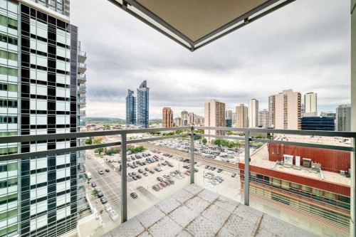 1204-901 10 Avenue Sw, Calgary, AB - Outdoor