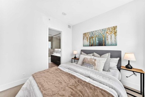 1204-901 10 Avenue Sw, Calgary, AB - Indoor Photo Showing Bedroom