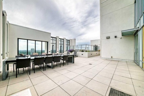 1204-901 10 Avenue Sw, Calgary, AB -  With Exterior