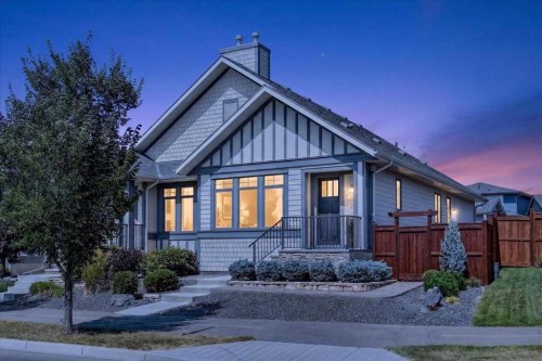 24 Mahogany Gardens Se, Calgary, AB - Outdoor