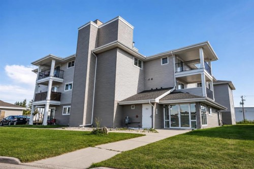 304-1021 Ross Street  Crossfield, AB T0M 0S0