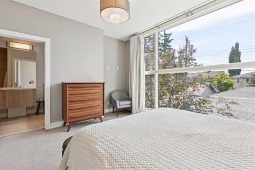 2-1713 36 Avenue Sw, Calgary, AB - Indoor Photo Showing Bedroom