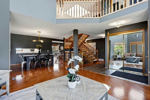 131 Edgebrook Circle Nw, Calgary, AB - Indoor