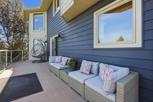 131 Edgebrook Circle Nw, Calgary, AB - Outdoor With Exterior