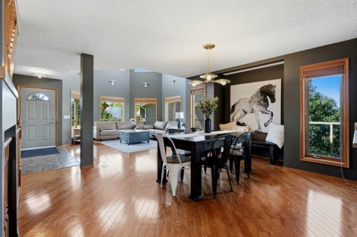 131 Edgebrook Circle Nw, Calgary, AB - Indoor Photo Showing Dining Room