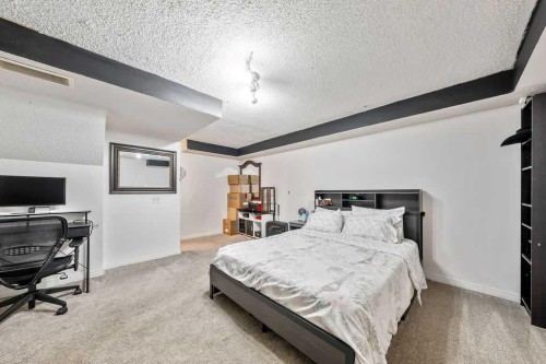 455 Prestwick Circle Se, Calgary, AB - Indoor Photo Showing Bedroom