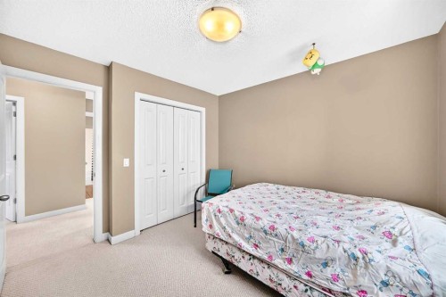 505 Kincora Bay Nw, Calgary, AB - Indoor Photo Showing Bedroom