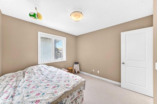 505 Kincora Bay Nw, Calgary, AB - Indoor Photo Showing Bedroom