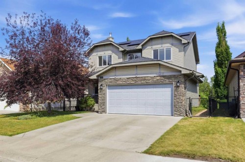 66 Crystal Green Drive  Okotoks, AB T1S 2N7