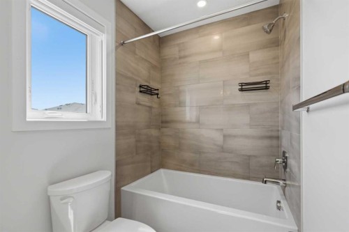 199 Carringham Road Nw, Calgary, AB - Indoor Photo Showing Bathroom