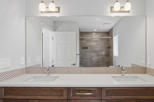 199 Carringham Road Nw, Calgary, AB - Indoor Photo Showing Bathroom