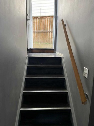 150 Springmere Drive, Chestermere, AB - Indoor Photo Showing Other Room