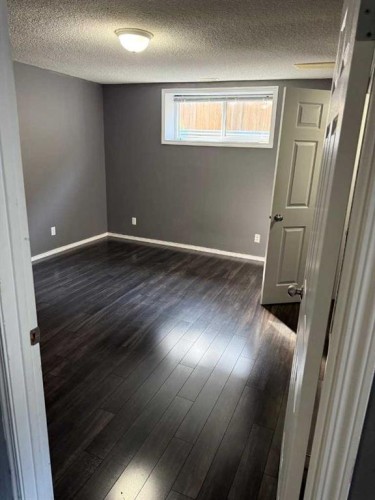 150 Springmere Drive, Chestermere, AB - Indoor Photo Showing Other Room