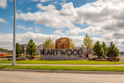 7138 Rangeview Avenue Se, Calgary, AB - Outdoor With View