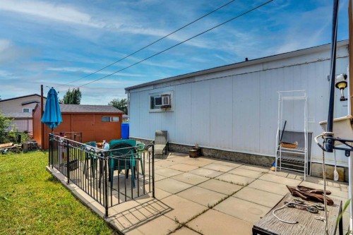 903 Briar Crescent, Strathmore, AB - Outdoor With Exterior