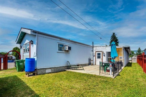 903 Briar Crescent, Strathmore, AB - Outdoor