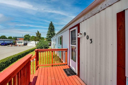 903 Briar Crescent, Strathmore, AB - Outdoor With Exterior