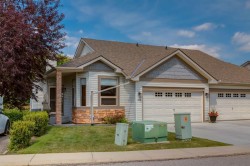 218 Springbank Villas SW Calgary, AB T3H 5P7