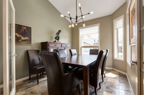 218 Springbank Villas Sw, Calgary, AB - Indoor Photo Showing Dining Room