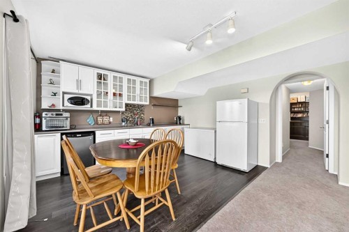60 Harvest Park Way, Calgary, AB - Indoor