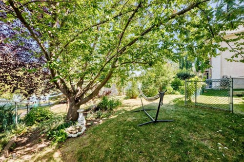 60 Harvest Park Way, Calgary, AB - Outdoor