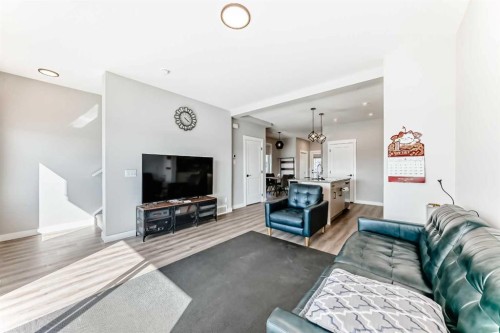 3125-55 Lucas Way Nw, Calgary, AB - Indoor Photo Showing Living Room