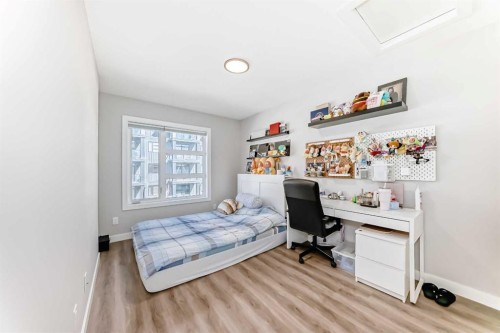 3125-55 Lucas Way Nw, Calgary, AB - Indoor Photo Showing Bedroom