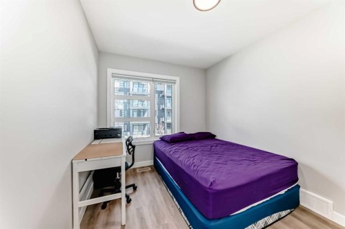 3125-55 Lucas Way Nw, Calgary, AB - Indoor Photo Showing Bedroom