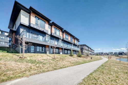 3125-55 Lucas Way Nw, Calgary, AB - Outdoor With Balcony