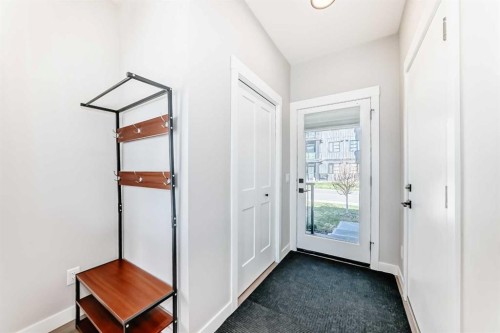 3125-55 Lucas Way Nw, Calgary, AB - Indoor Photo Showing Other Room