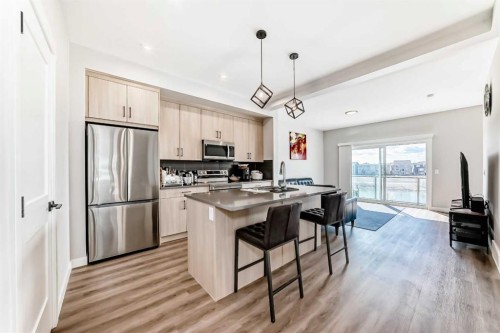 3125-55 Lucas Way Nw, Calgary, AB - Indoor Photo Showing Kitchen With Upgraded Kitchen