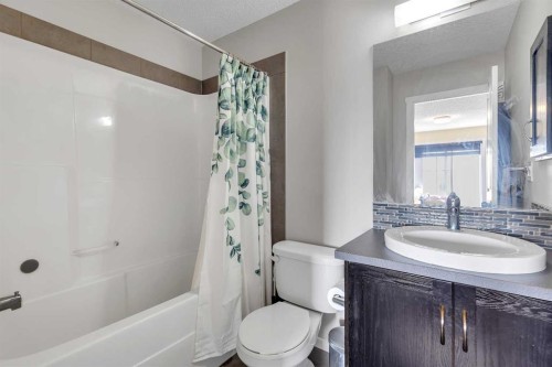 79 Evansview Gardens Nw, Calgary, AB 